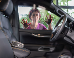 Helping a senior sell or transport a car a boat or RV